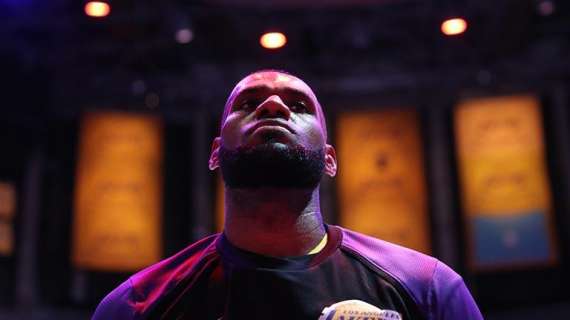 NBA - LeBron James evasivo sulla partecipazione al memoriale di Kobe Bryant