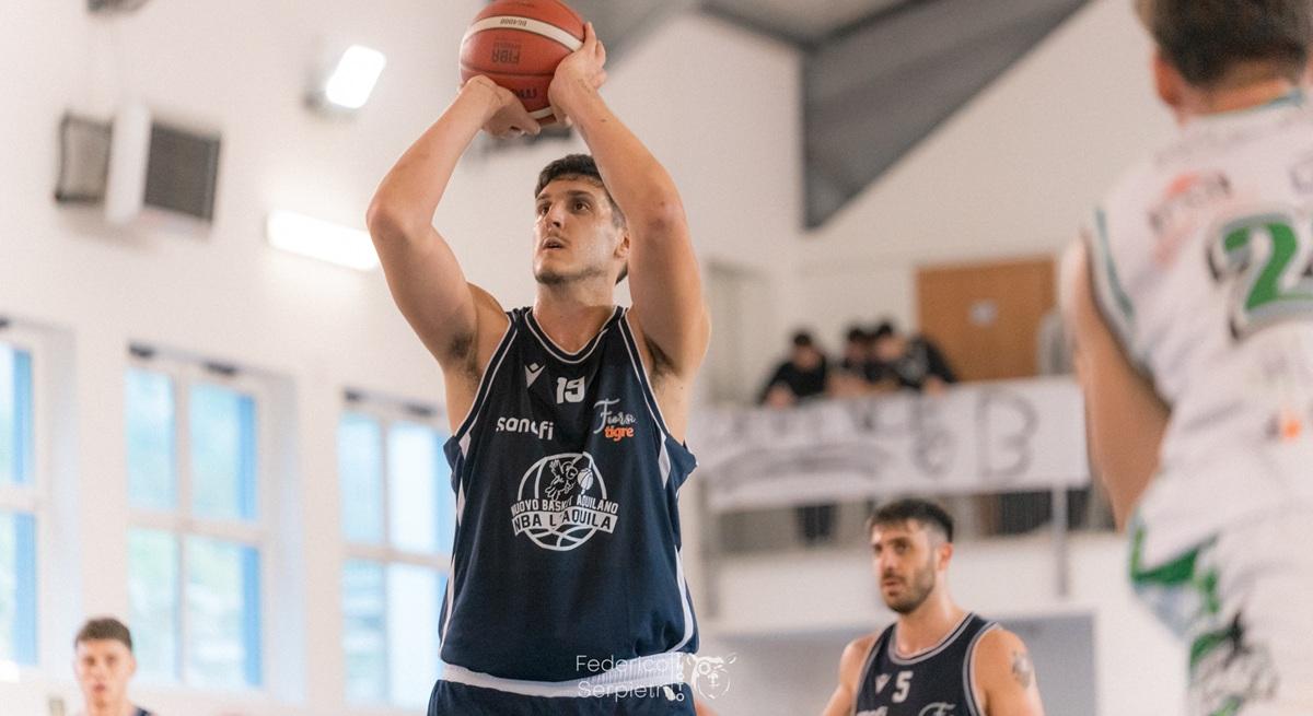 Serie B - Big match per il Nuovo Basket Aquilano, arriva la capolista Carver Roma