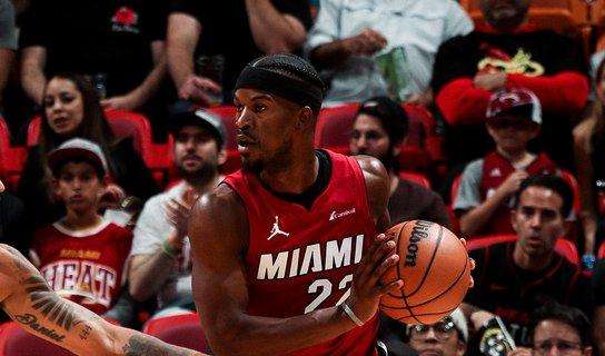 NBA - Haliburton e i Pacers costringono gli Heat a correre e rimontare