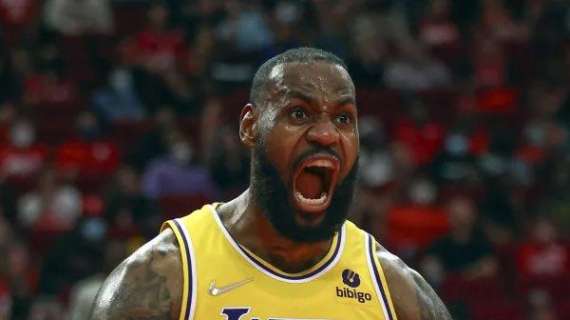 NBA - LeBron James e i Lakers concludono l'anno umiliando i Trailblazers