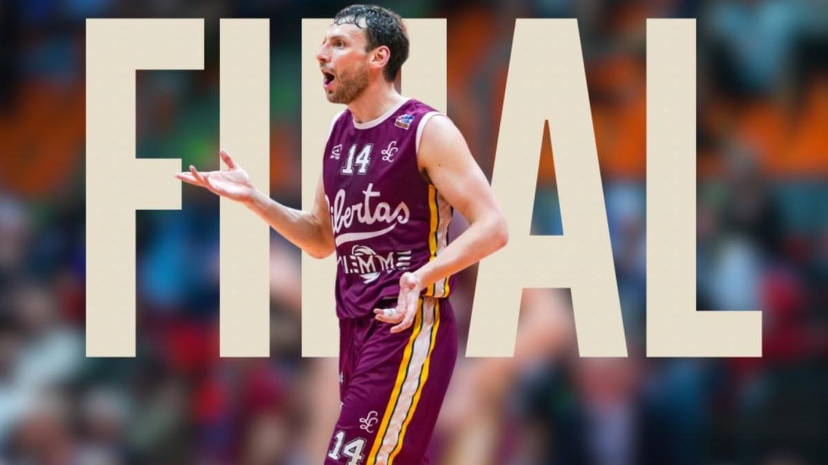 VL Pesaro sconfitta a Livorno: la Libertas affronta l'Urania ai play-in