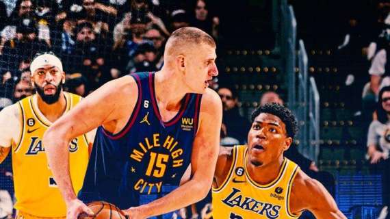 NBA - I Nuggets resistono alla rimonta dei Lakers con un Jokic quasi incontenibile
