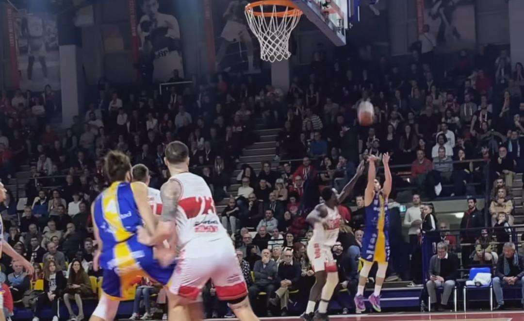 A2 - Redivo sulla sirena! Cividale vince in casa di Rimini allo scadere