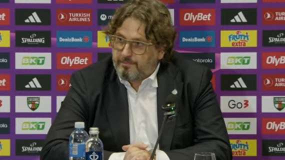 Allarme Trinchieri a Kaunas e l'ultimatum: «Situazione brutta. Da ora solo chi merita questi tifosi indosserà la maglia verde»