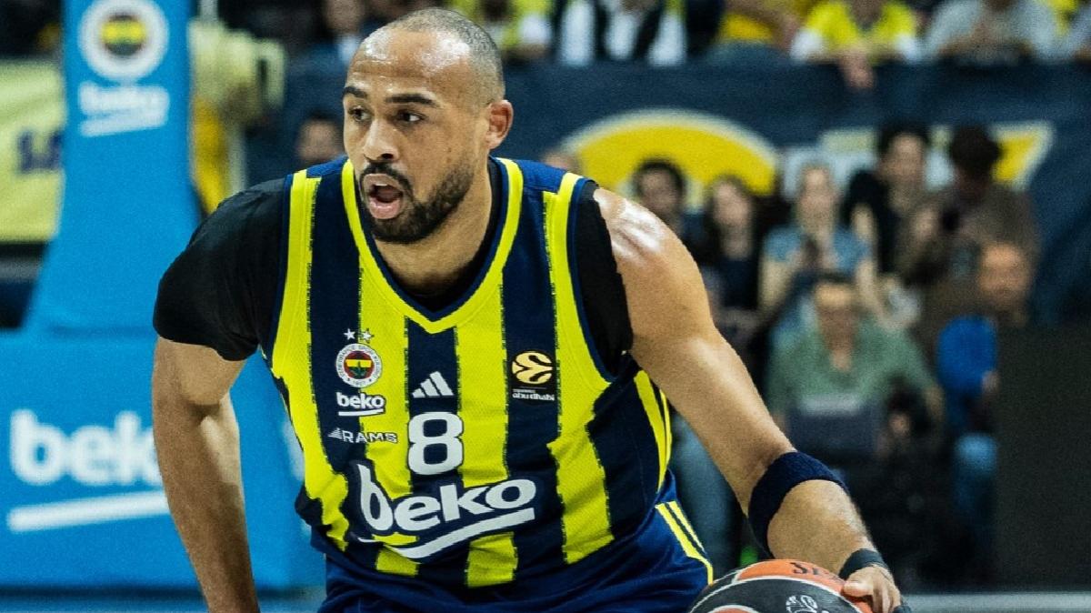 Fenerbahce dominante nel derby con l’Efes: Horton-Tucker