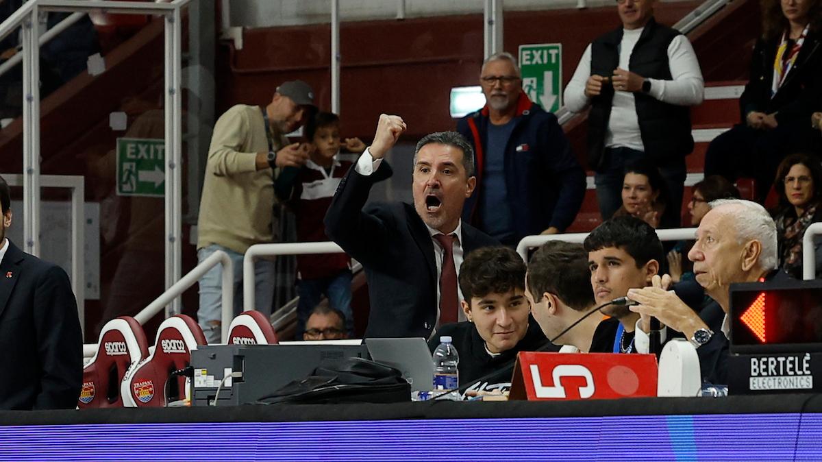 Multa per 3 club, deplorazione Priftis: i provvedimenti in Serie A della 9^ giornata