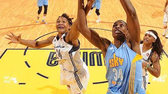 Playoff Eastern Conference Finals game 1, Chicago Sky vs. Indiana Fever