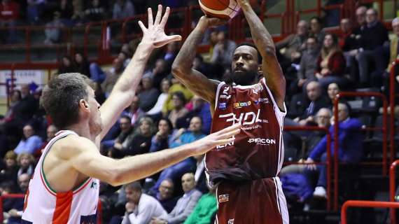 A2 - Russ Smith (37 punti) affonda Forlì, passa Nardò all'Unieuro Arena