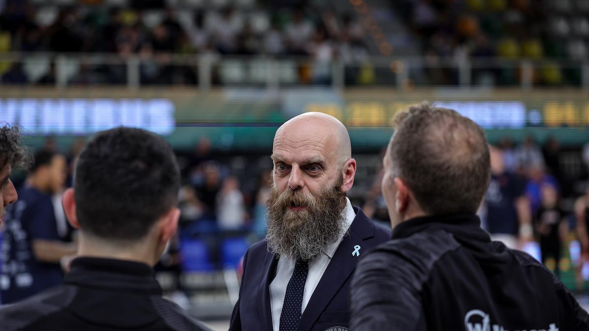 Trento, in panchina si cambia: tre nomi per il dopo Cancellieri