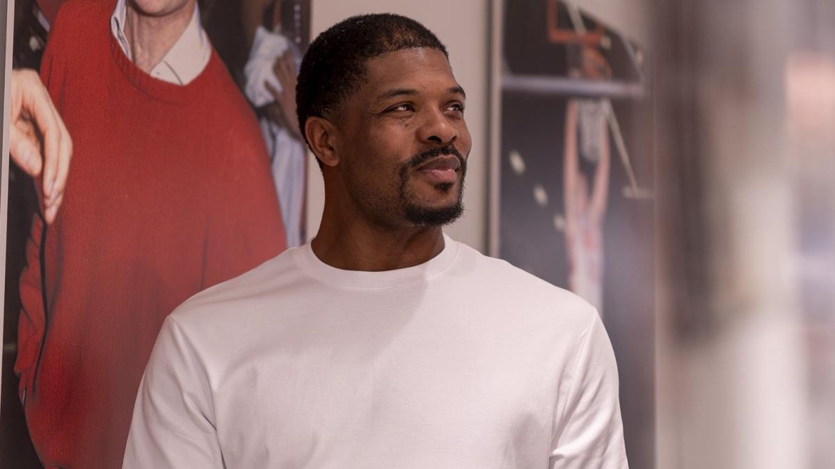Olimpia Milano celebra la leggenda di Kyle Hines: «In futuro tornerò in Italia»