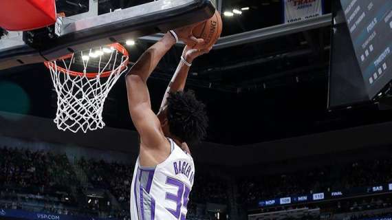 NBA - Gli Hornets cadono anche a Sacramento