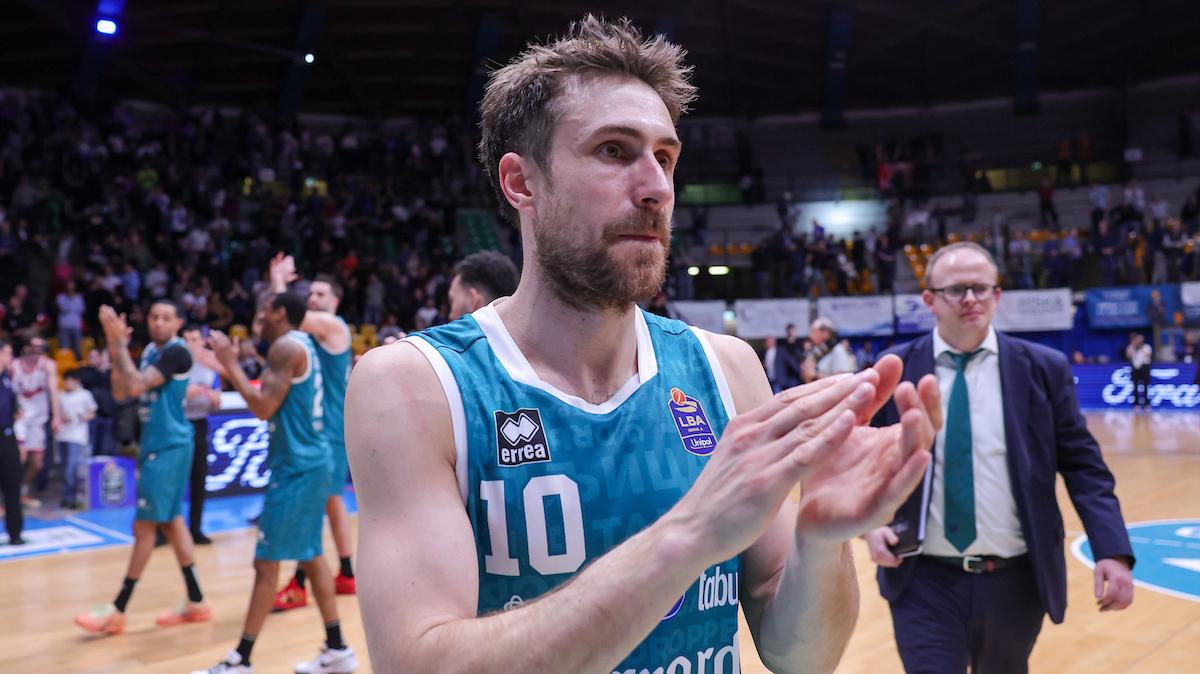 Cantù, De Nicolao: "Condivisione, l'arma per difendere il fortino di casa"