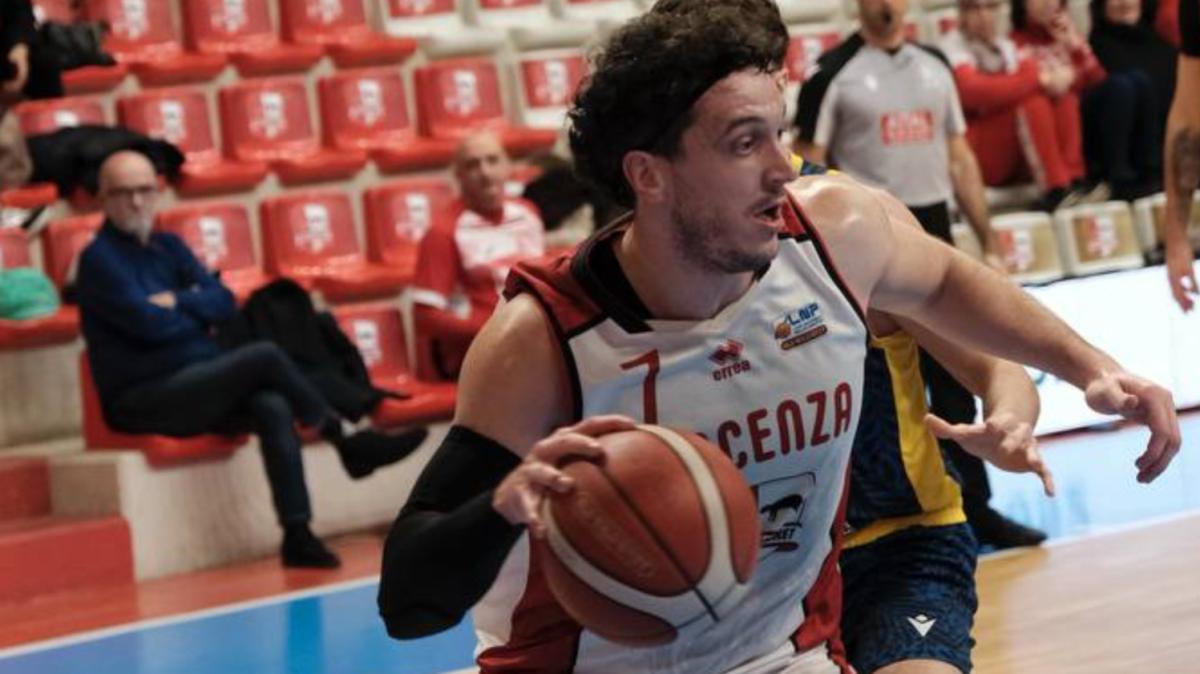 Serie B - Assigeco Piacenza, per lo sprint finale firmata l’ala Federico Ricci