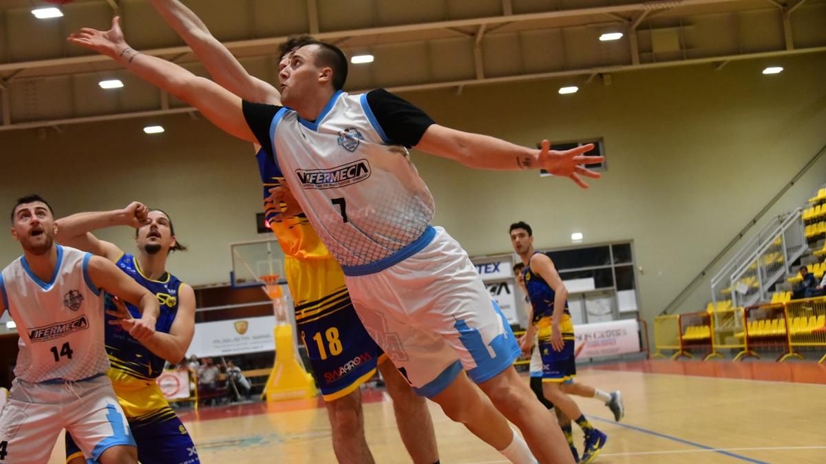 Serie B - Olimpia Castello si rilancia con la vittoria sul Basket Iseo