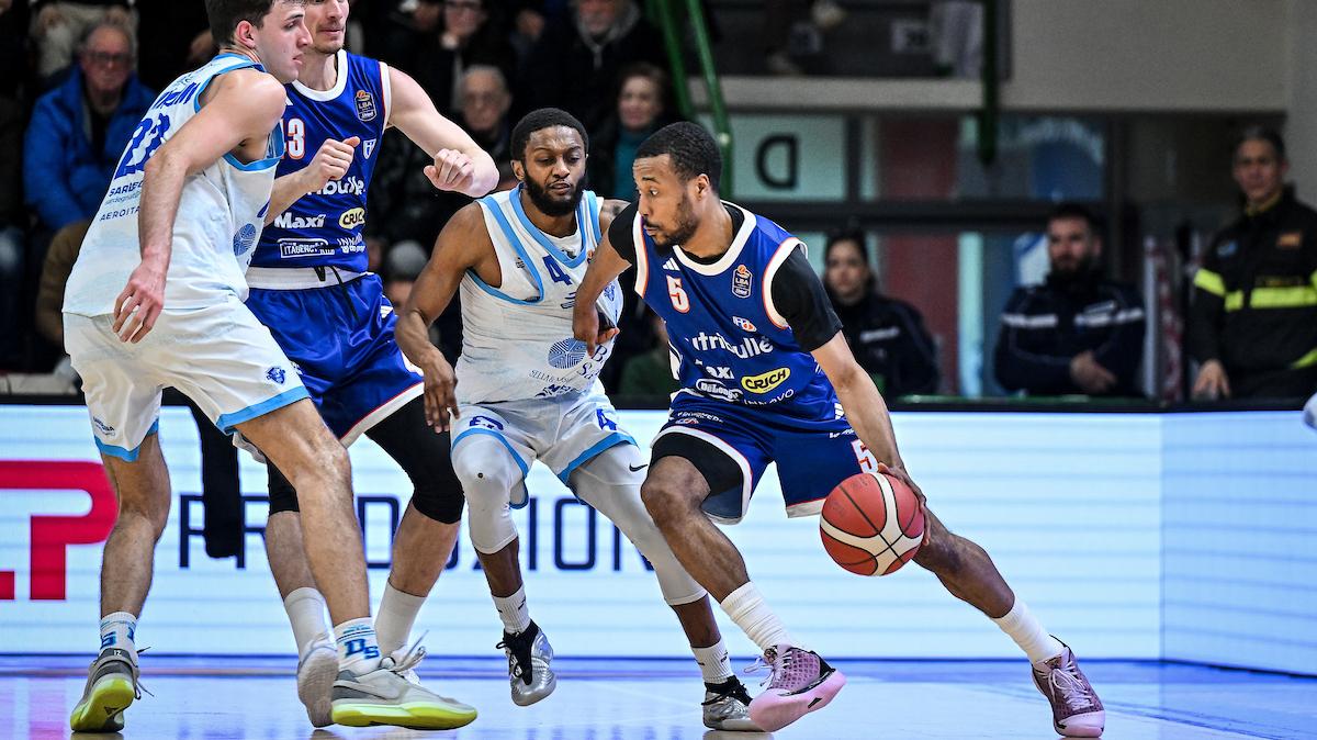 Vittoria di Treviso a Sassari per sperare nella salvezza: gli highlights