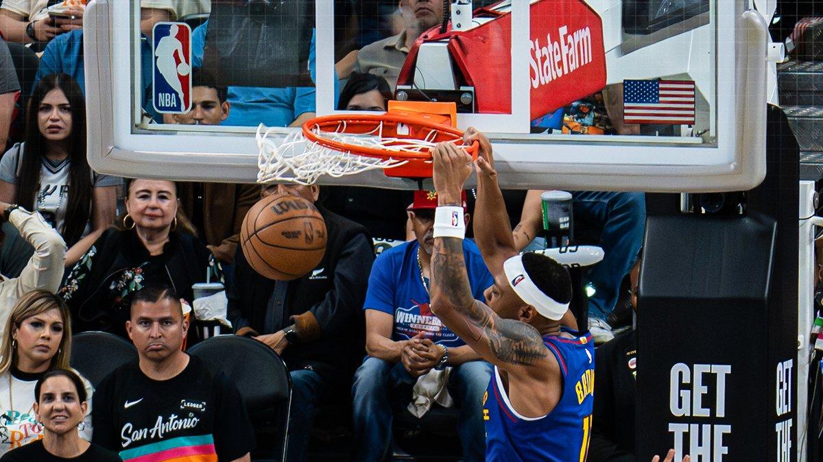 Denver terza a Ovest superando gli Spurs, Jokic raggiunge l’idoneità ai premi