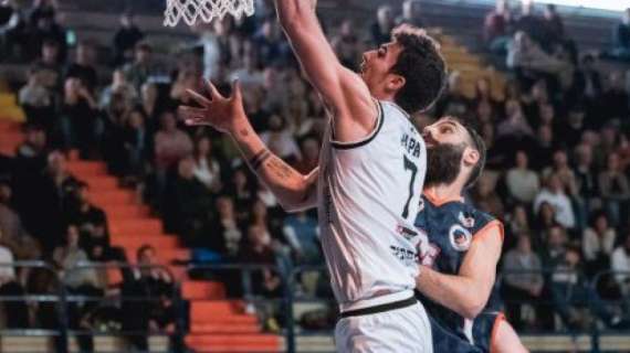 Serie B - Tigers Cesena - Jesi accende le luce del Carisport sulla stagione