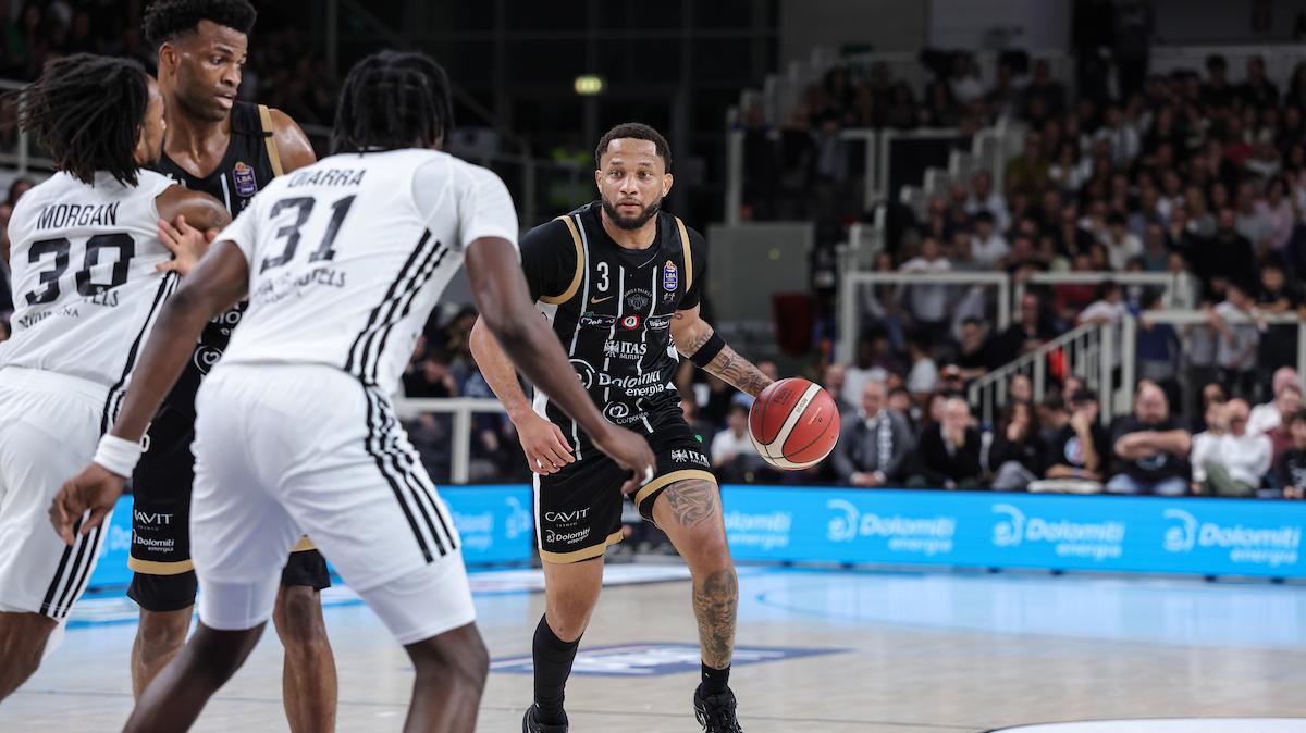 Aquila Trento, doppio dubbio per Cancellieri contro la Dinamo Sassari 