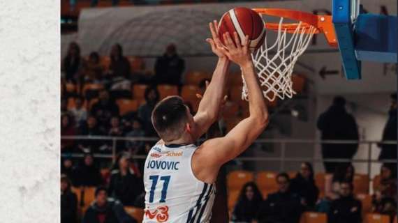 A2 - Cucci guida la vittoria della Luiss Roma sull'Urania Milano