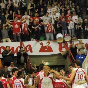 Giorgio Tesi Group Pistoia vs Brindisi è un'altra serata magica