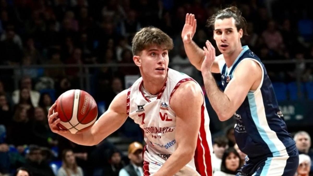 A2 - La VL Pesaro soffre ma batte Roseto e resta in vetta alla classifica