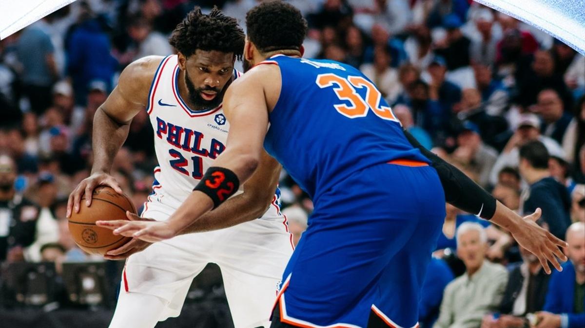 Si sta esplorando un clamoroso scambio Embiid-Sabonis tra Sixers e Kings