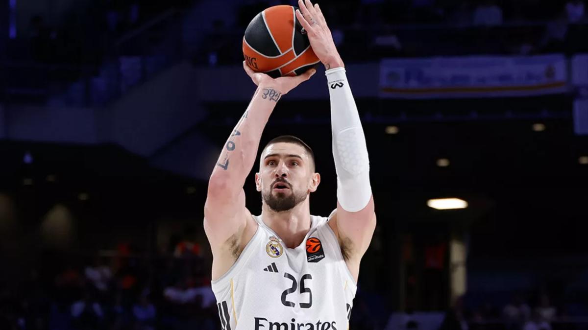Tegola Real Madrid: Scariolo perde anche Alex Len sotto canestro
