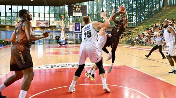 LIVE LBA - Reyer Venezia domina una Estra Pistoia approssimativa | Trofeo Lovari