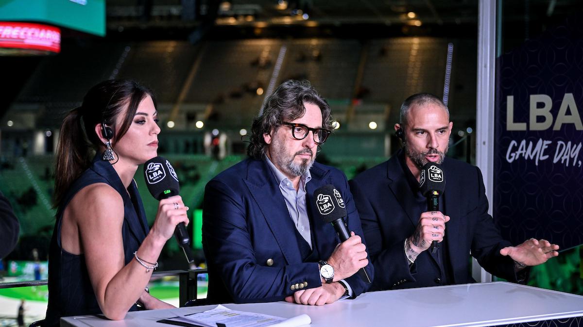 Andrea Trinchieri: «Tortona quasi perfetta. Virtus: Ivanovic non ha trovato cinque che funzionassero»