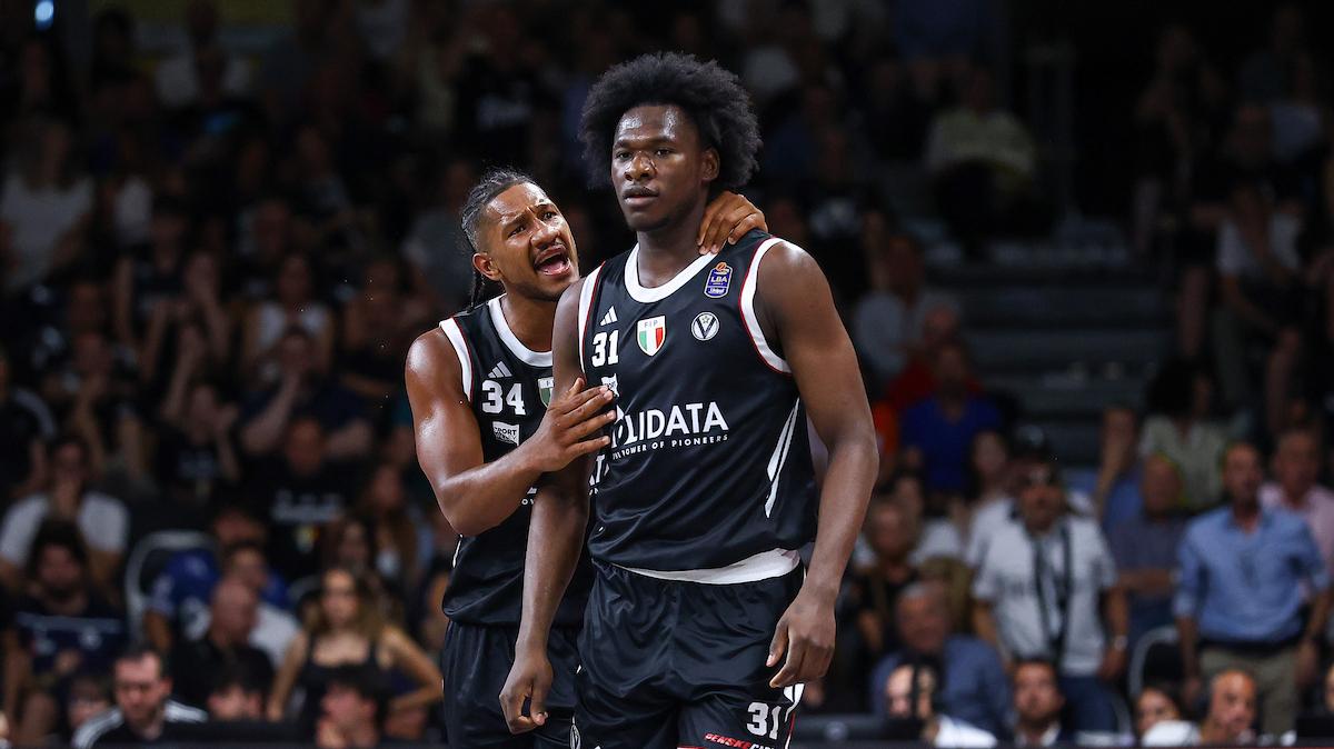 Virtus Bologna, espulso Aliou Diarra a 2' dalla fine del terzo quarto