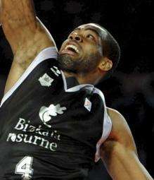 Bologna - Rivers si libera, la Virtus cerca Warren