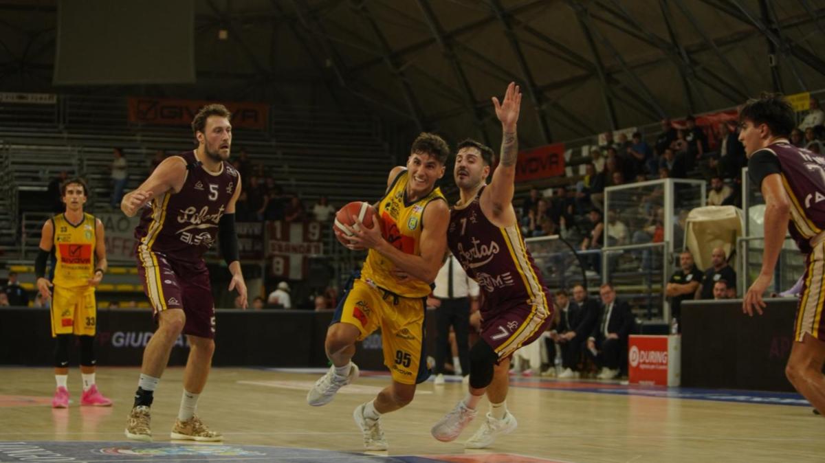A2 - Scafati concede il bis: seconda vittoria consecutiva, battuta ancora Livorno al PalaMangano