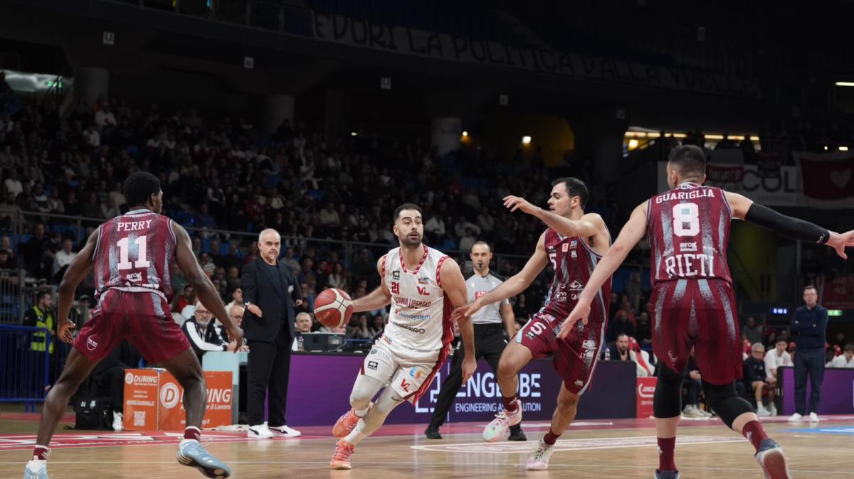 A2 - Pesaro batte Rimini e si qualifica alla Coppa Italia