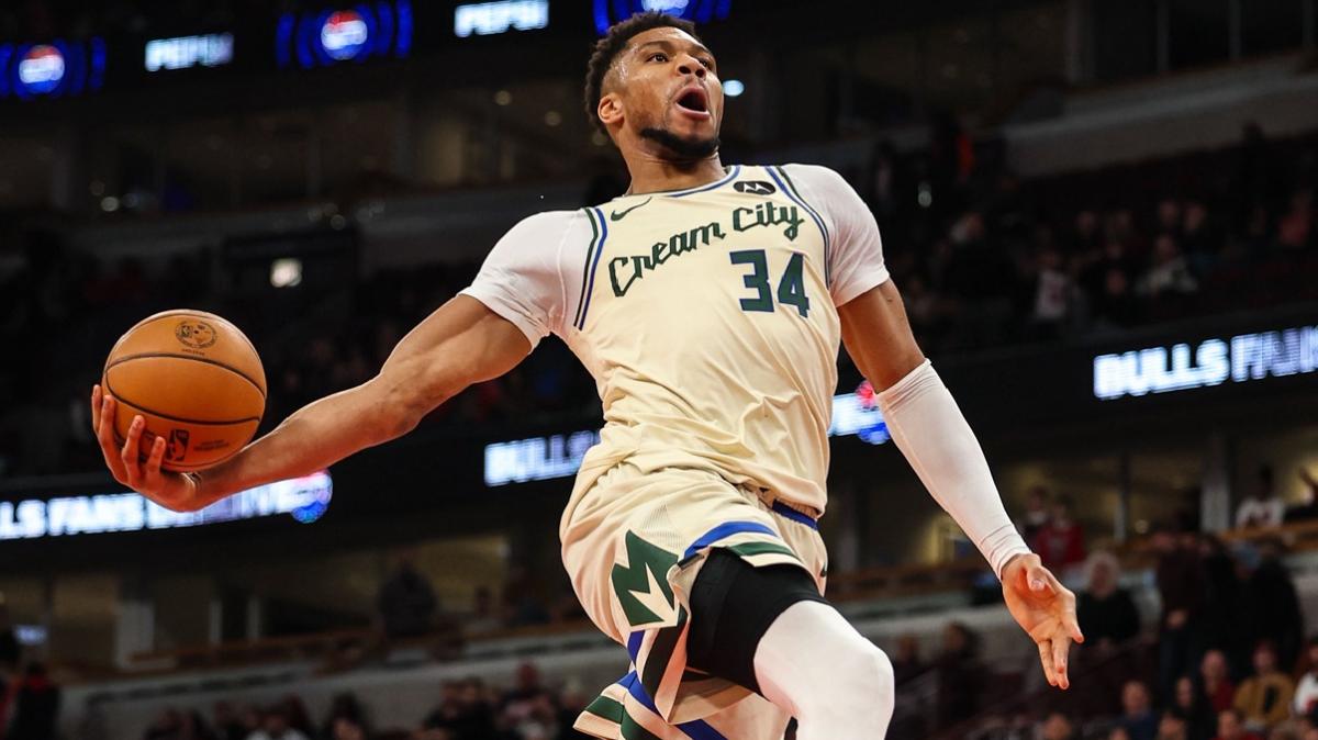 Giannis Antetokounmpo starebbe cercando casa a Miami: un indizio?