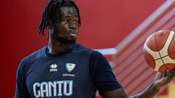 Pallacanestro Cantù: Oumar Ballo si allena, vicino l'esordio in amichevole