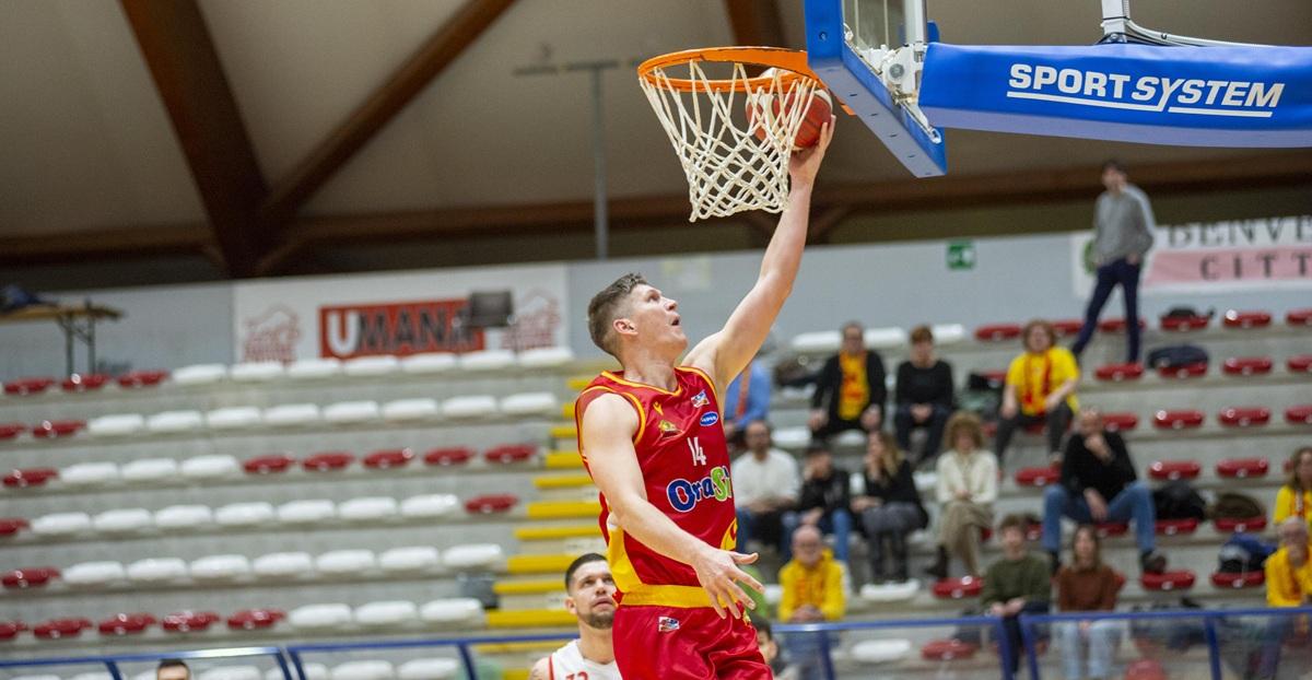 Serie B - Ravenna grande rimonta nel secondo tempo ma vince Chiusi