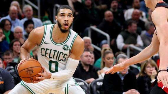 NBA - Jaylen Brown e i Celtics raffreddano la spinta degli Heat