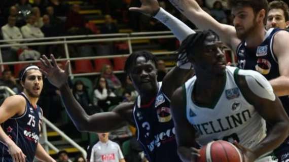 A2 - Avellino non si ferma: battuta Piacenza con 24 di Earlington