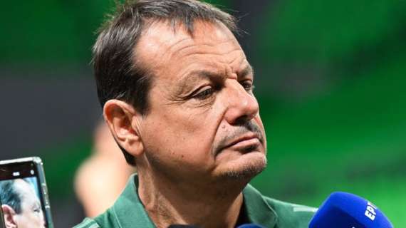 Panathinaikos, Lessort salta la prima gara della serie finale con l'Olympiacos