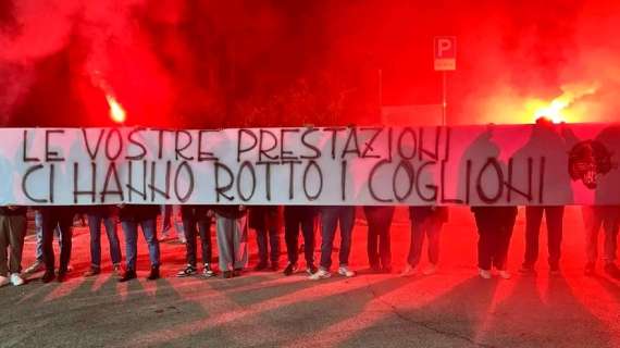 Reyer, la protesta dei tifosi: «Le vostre prestazioni ci hanno rotto i cogl…»