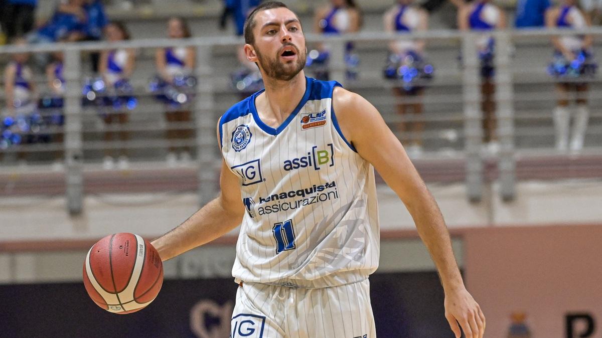 Serie B - Benacquista Latina-Jesi: al Palasport di Cisterna in palio punti pesanti