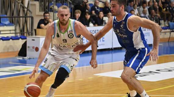 Serie B Playoff - Luigi Garelli presenta gara 3 tra Blacks Faenza e Liofilchem Roseto