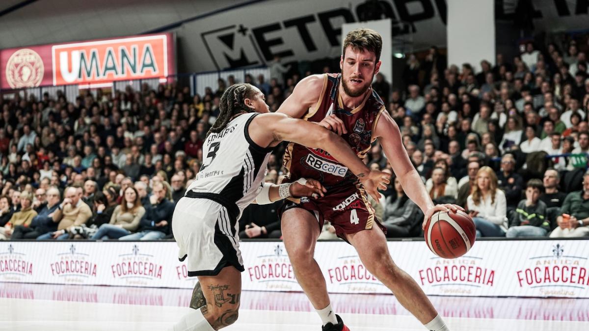 Venezia, Spahija: «Ci attende un'altra trasferta complicata: Varese sta giocando bene»