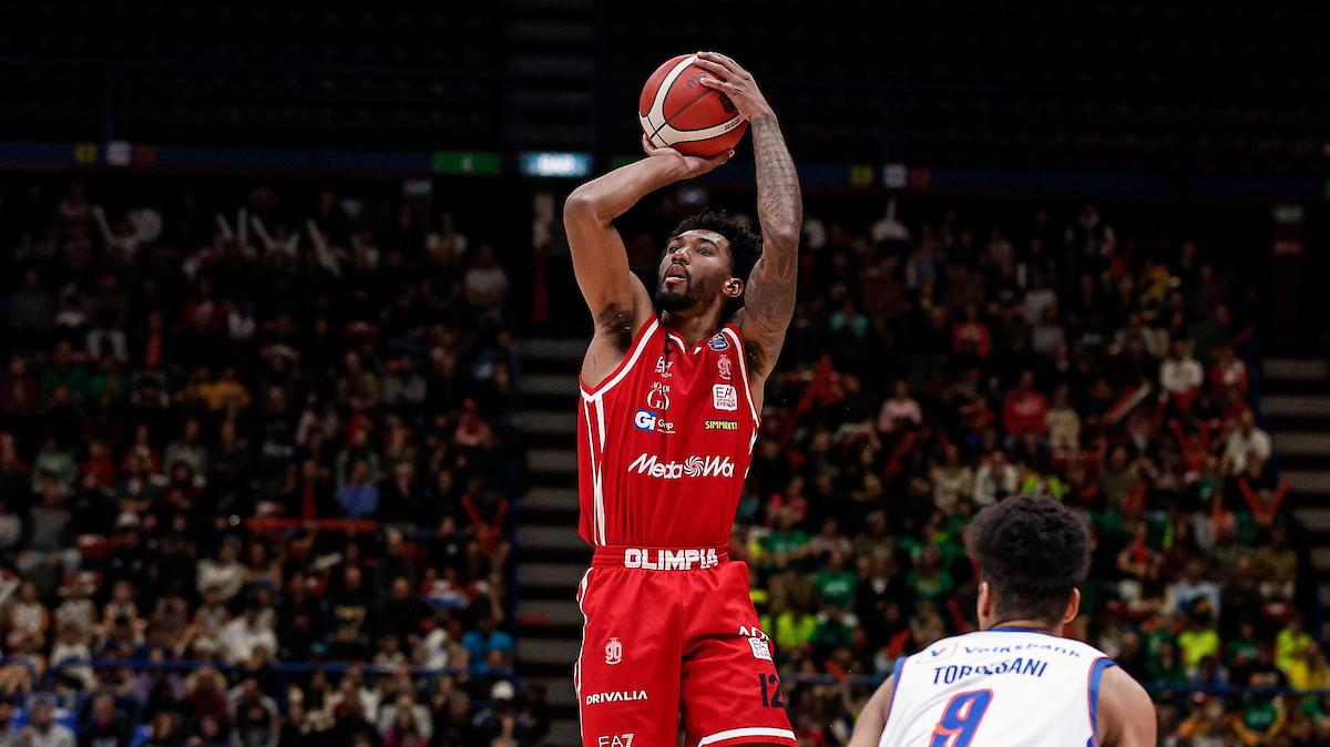 Intervallo: Olimpia a +17 su Treviso, tabellini e pagelle