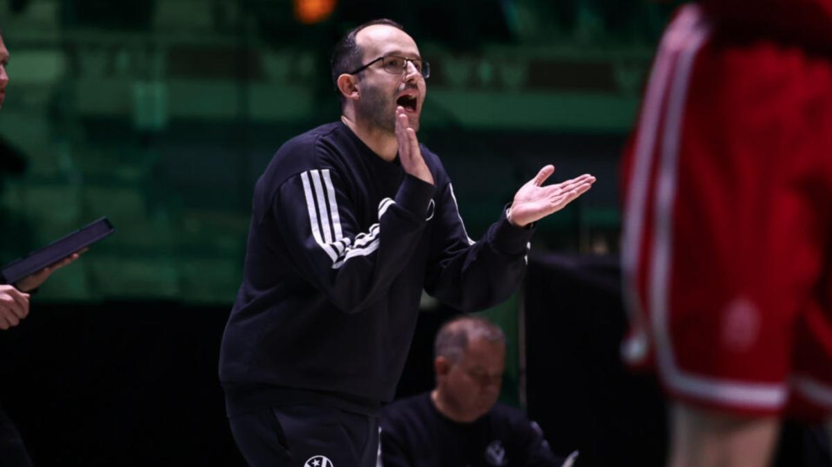 Virtus Bologna, Mattia Largo: «Questi ragazzi sono qualcosa di speciale, allenarli è una fortuna per me»