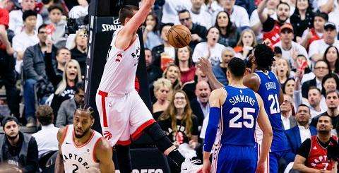 NBA Playoff - Kawhi Leonard mette le mani sulla semifinale tra Raptors e Sixers