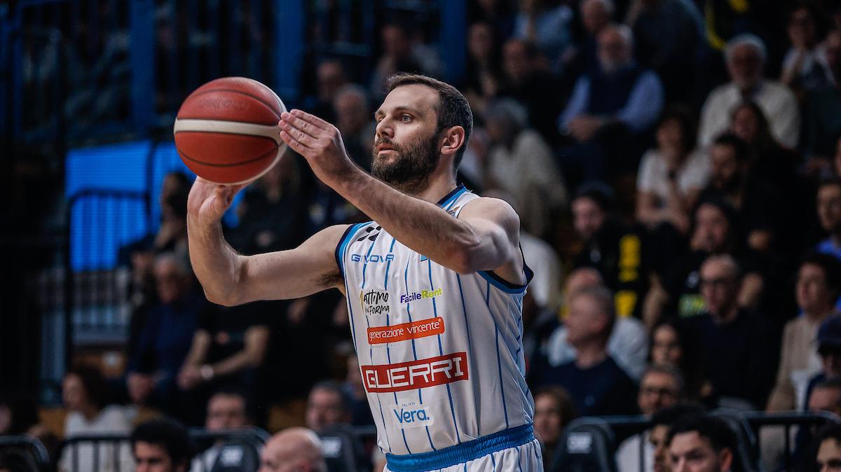 Scafati Basket, a sorpresa è in arrivo Stefano Gentile dal Napoli Basketball