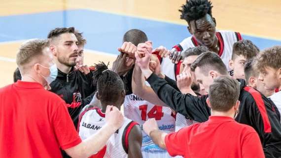 Serie C - L'Unibasket Lanciano sfiora il colpaccio a Pesaro