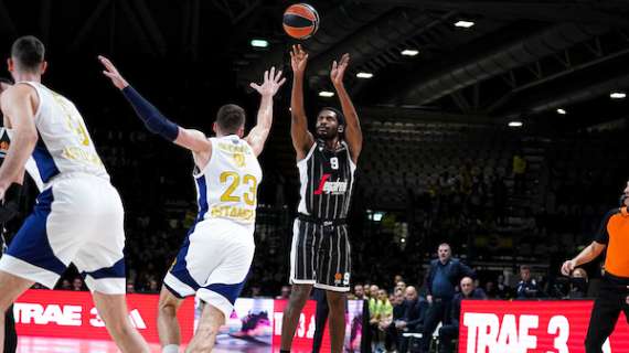 UFFICIALE BSL - Jaleen Smith firma con il Bahcesehir in Turchia