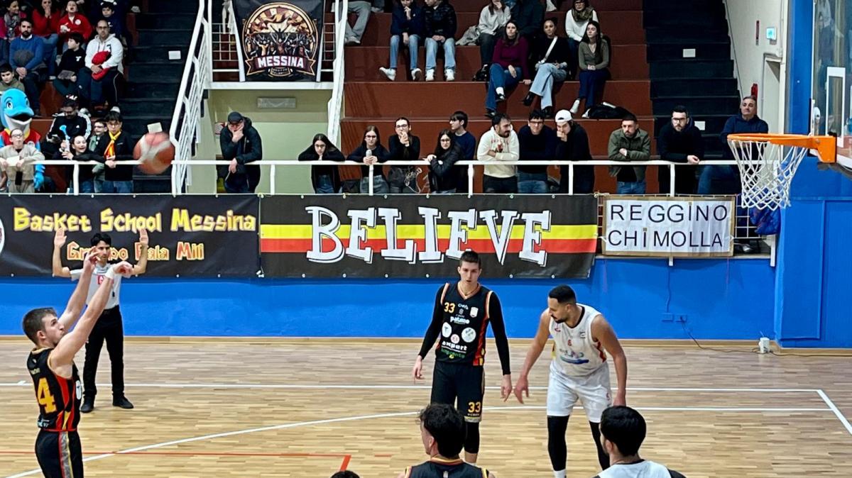 Serie B - Basket Academy si arena a Messina e la Basket School prevale